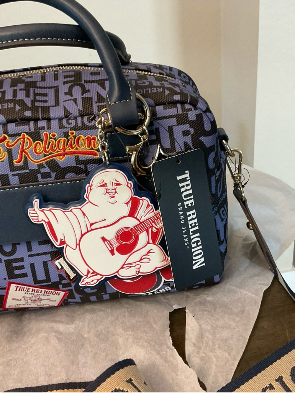Women’s True Religion Multi Patch Logo Satchel And Crossbody Handbag NWT - Picture 3 of 11